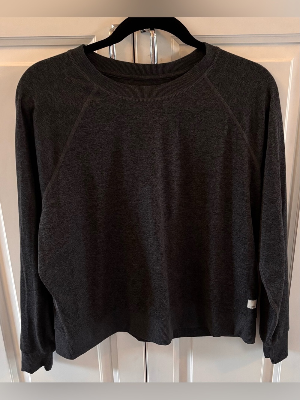 Vuori-Halo Crew Pullover Charcoal Heather - Picture 3 of 4